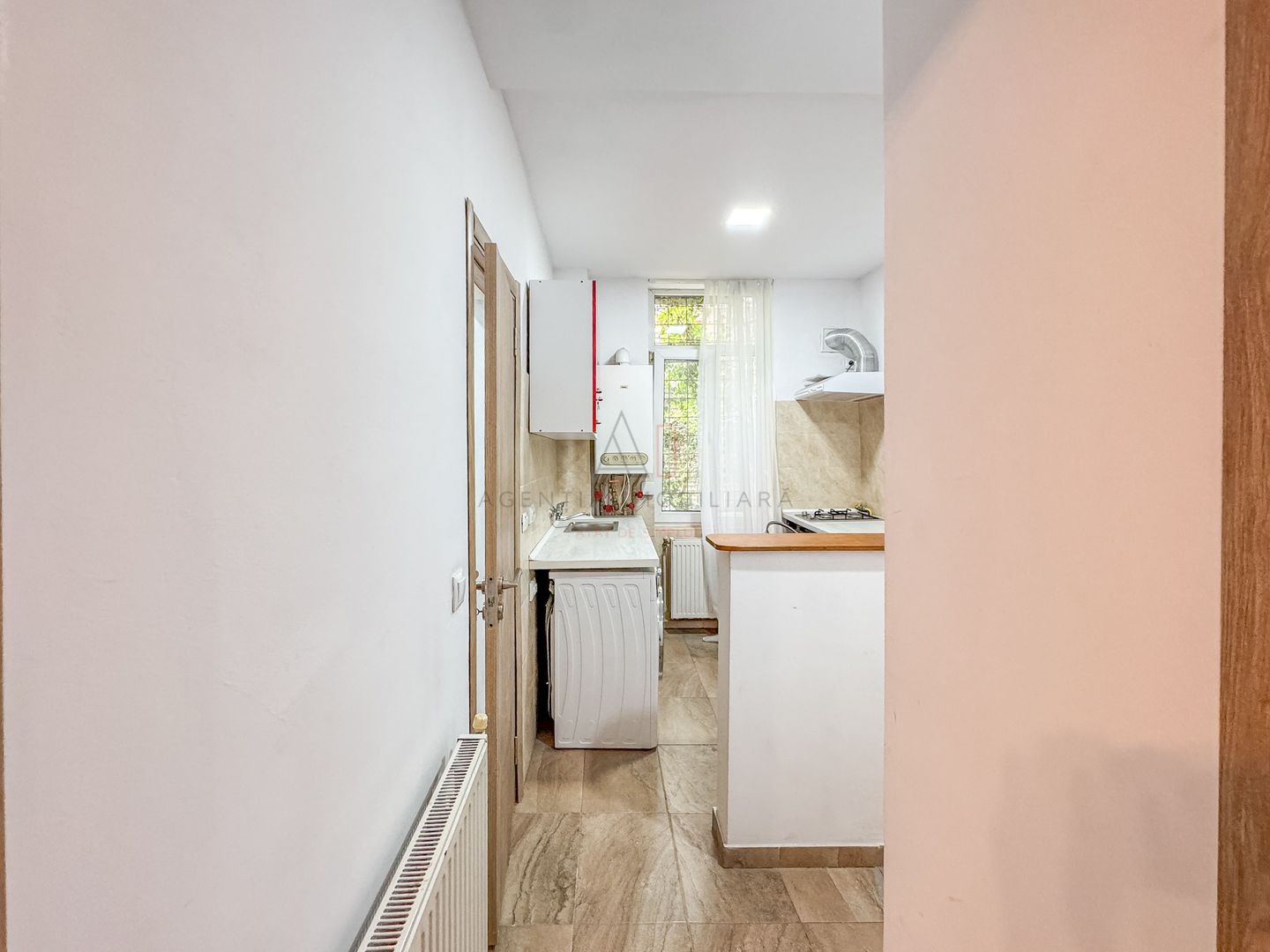 Garsoniera Cocheta si Boxa | Intrare Parc Cismigiu | Bloc Fara Risc - Poză 3