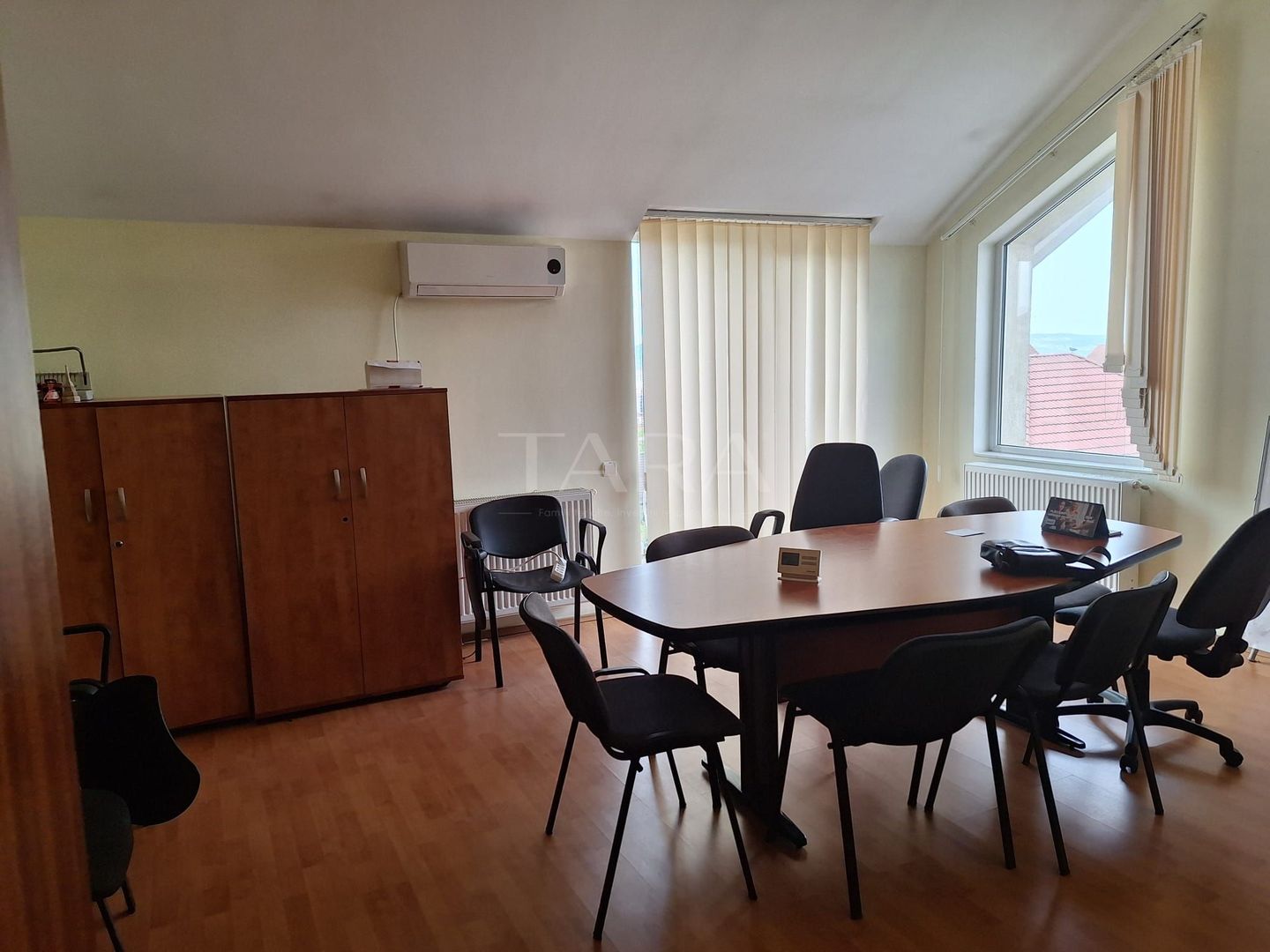 Apartament deosebit în vilă – 4 camere, Andrei Mureșanu / Buna Ziua - Poză 1