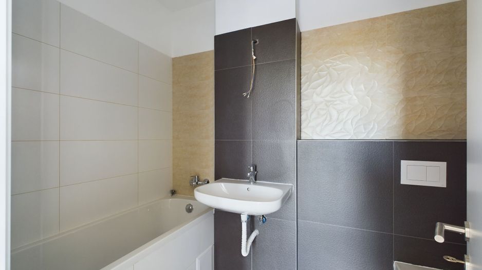 Apartament spațios cu 2 camere în Torontalului - Poză 7