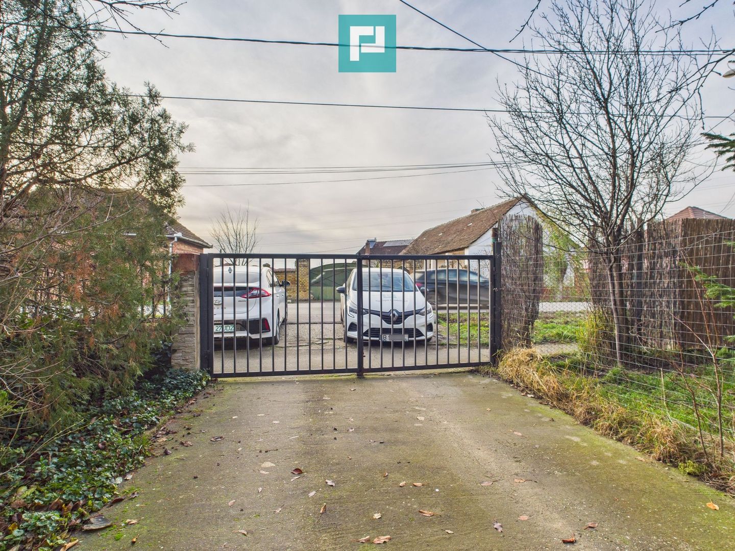 Două locuințe individuale pe 512 mp –  in GIROC - Poză 53