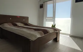 Apartament cu 3 camere, 2 bai si loc de parcare - Poză 17