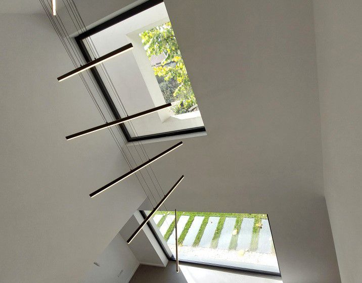 O casa simpla alba dar totusi sofisticata zona Pipera - Poză 24