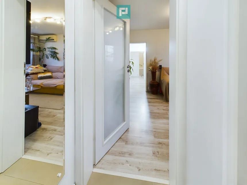 APARTAMENT MODERN DECOMANDAT APUSULUI - Poză 6