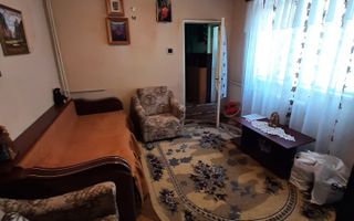 Apartament 3 camere transformat in 2 camere, zona scolii 7, etaj 2 - Poză 8