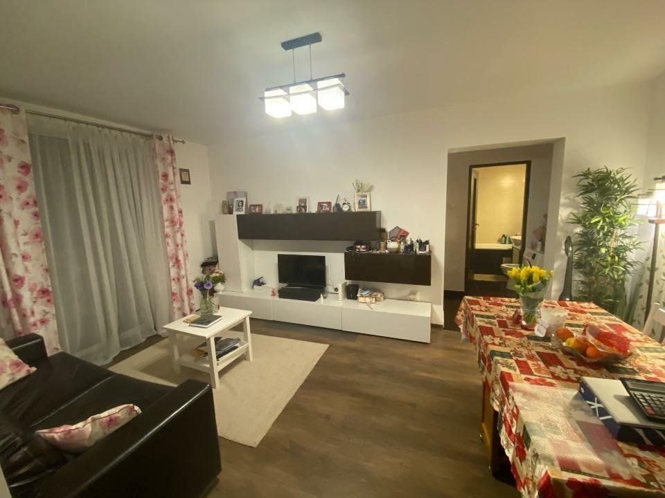 Ag BRASADAS închiriază apt. 2 cam Et 3/4 in Piata Victoriei. - Poză 5