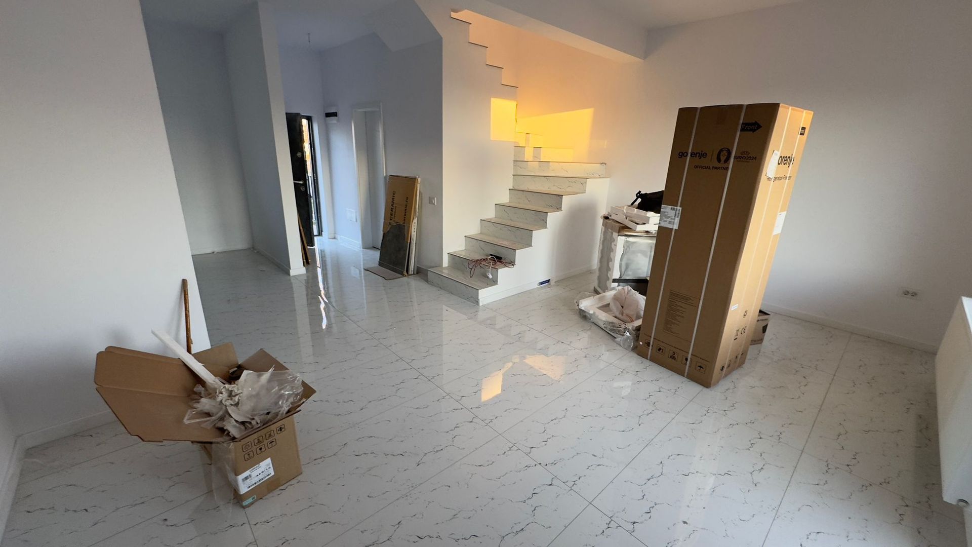 CASE INSIRUITE, TOATE UTILITATILE, STATIE STB IN FATA, COMISION 0% - Poză 10