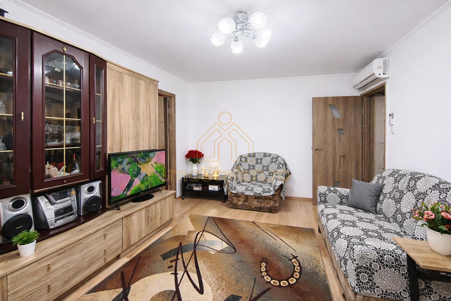 LOC DE PARCARE INCLUS Apartament 2 Camere Poarta 6 Lângă Liceul Blaga - Poză 2