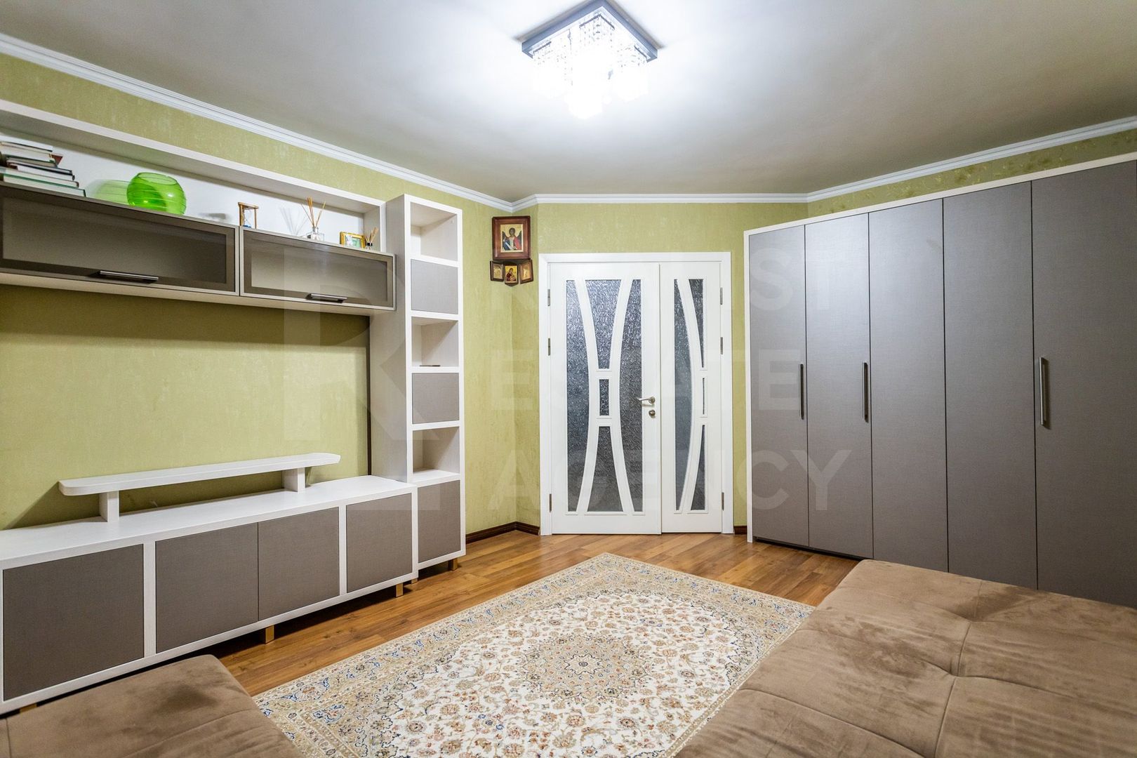 Vânzare, apartament, 2 camere, str. 31 August, Cricova - Poză 1