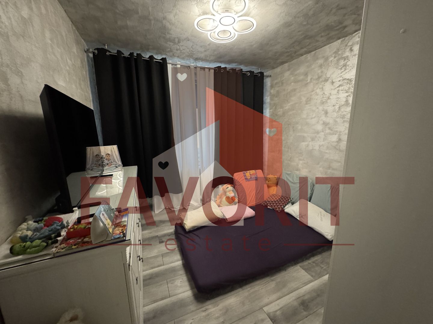 Etaj intermediar. Pozitie excelenta. Boxa in CF - Poză 11