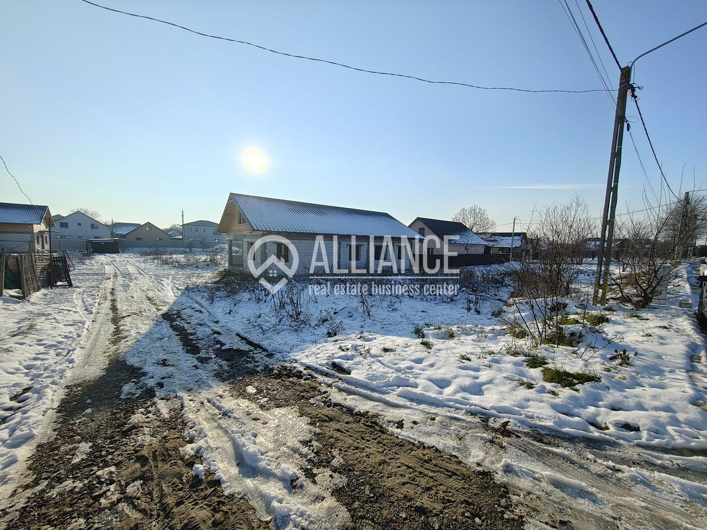 VALU LUI TRAIAN ( cod02) Teren intravilan 304 mp - Poză 5