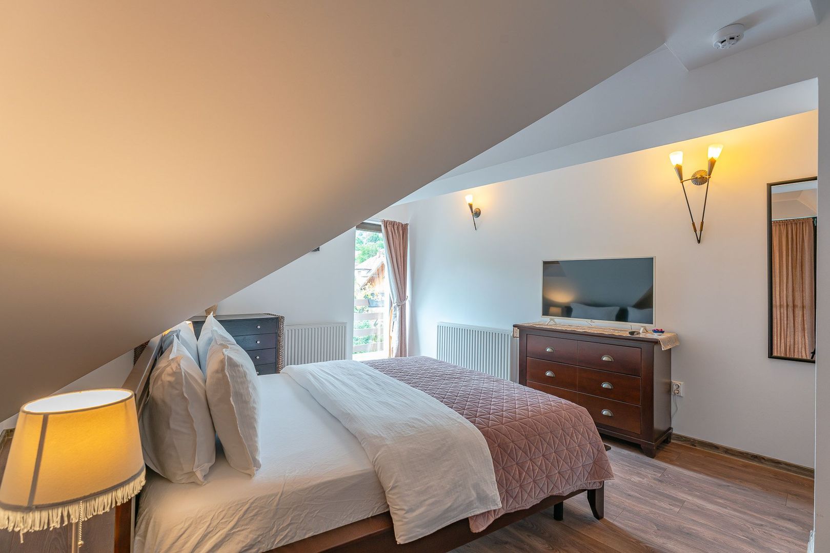 Pensiune de vânzare în Bran, cu rating 9.8 Booking și 4.9 Google - Poză 29