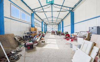 Clădire cu 5 camere cu teren și hală în Cenad - Poză 18