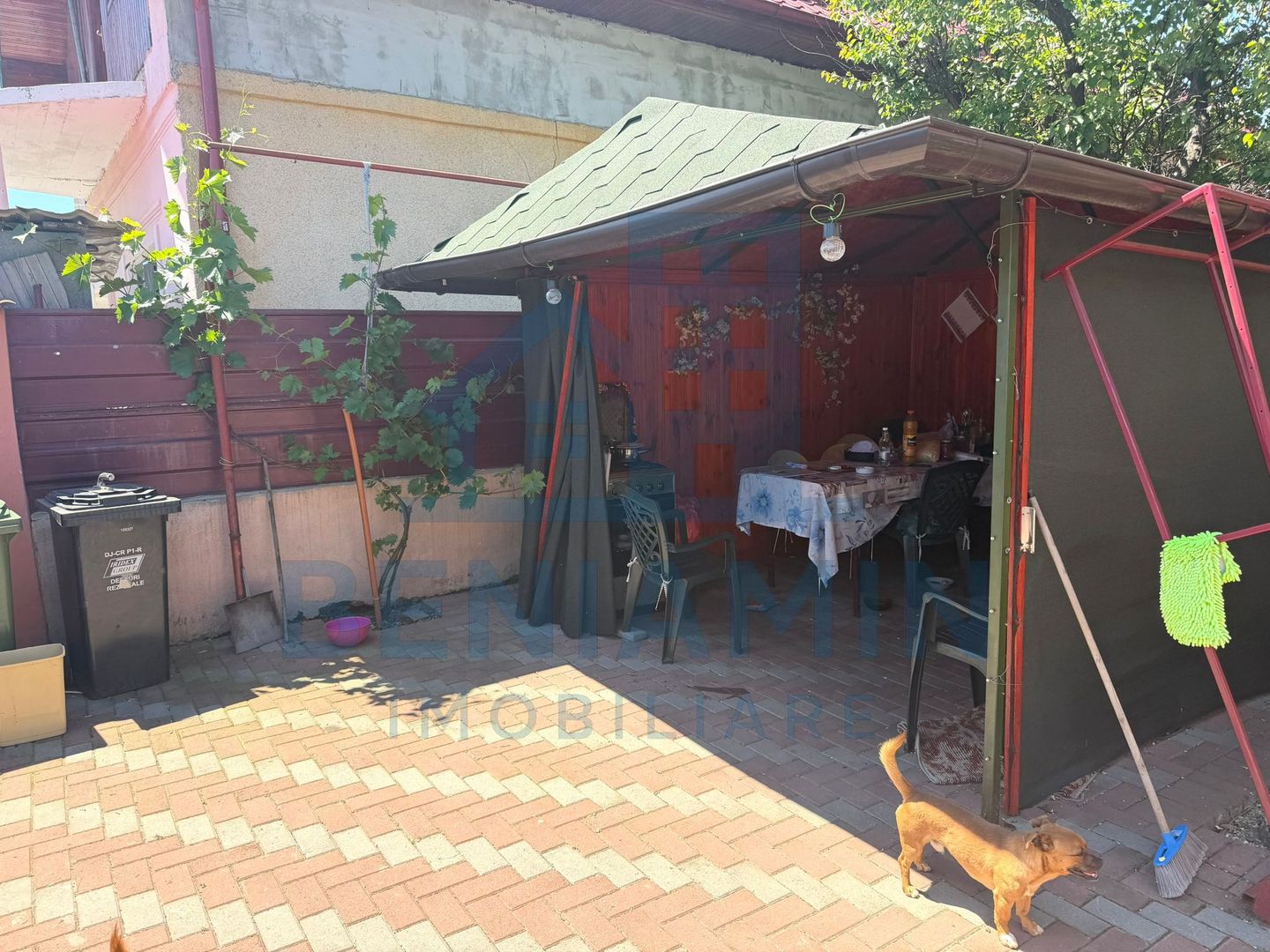 Casa pe parter in cartierul Romanesti - Poză 8