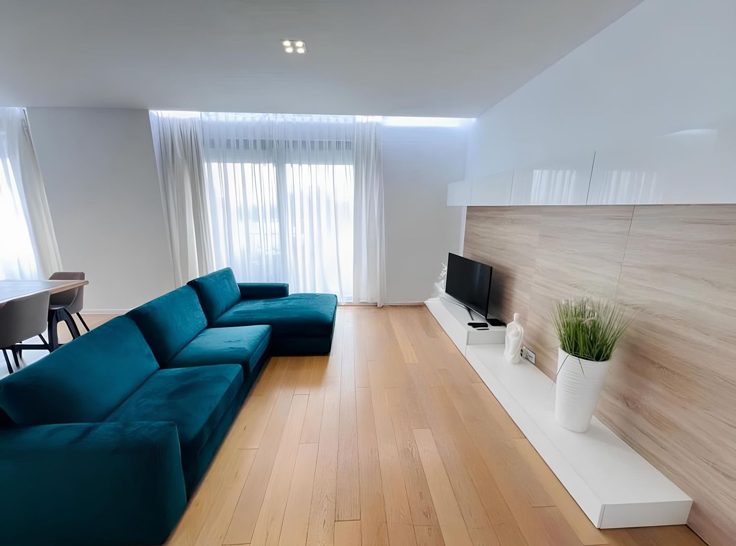 Apartament premium 4 camere I One Floreasca Lake | Vedere lac - Poză 9