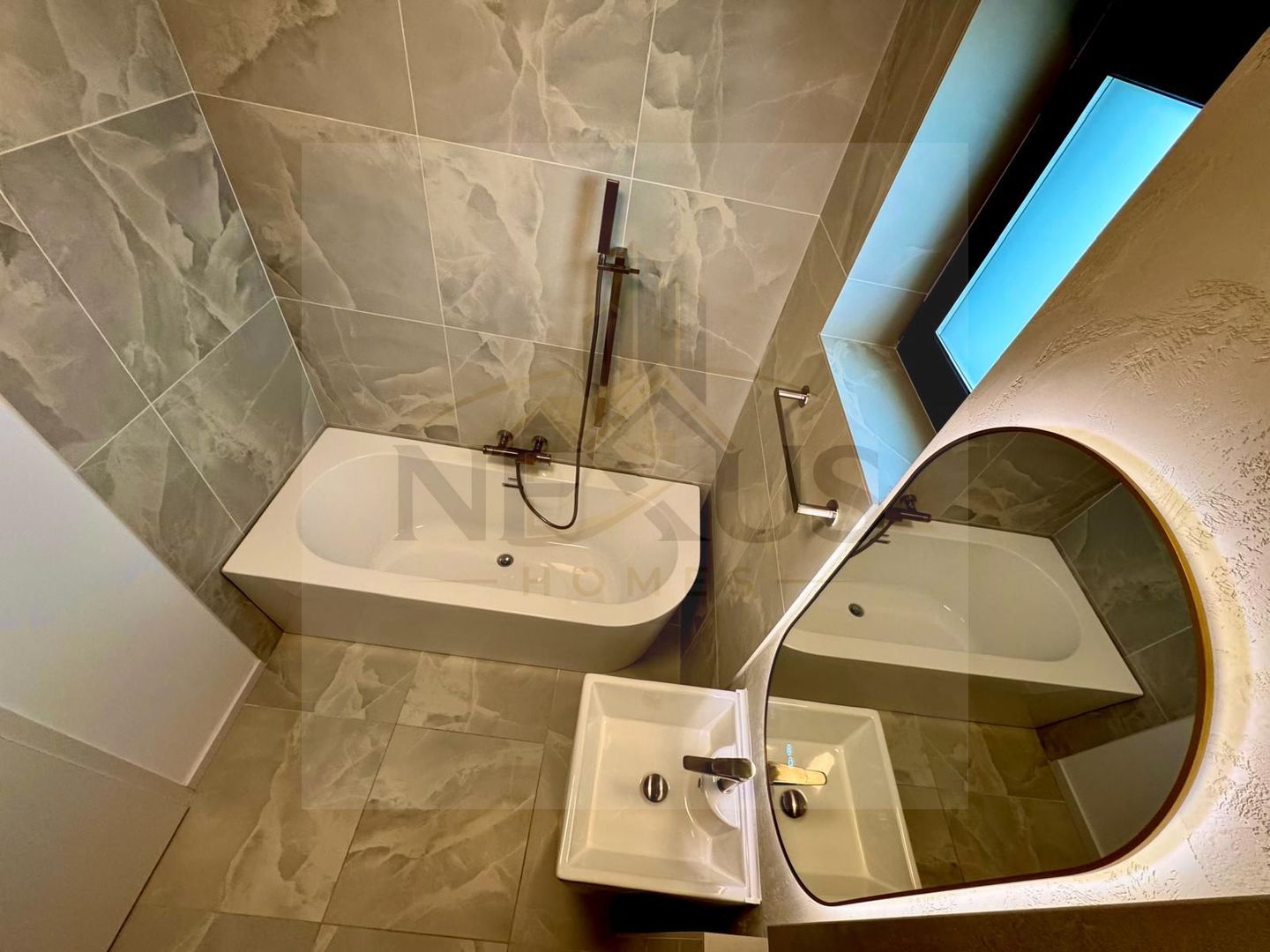 Casa individuala | SMART HOME | Finisaje ultra Premium - Mutare rapida - Poză 17