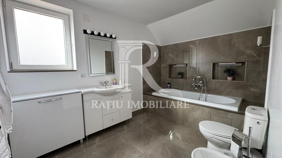 Casa cu etaj de inchiriat | Santandrei | Bihor - Poză 16