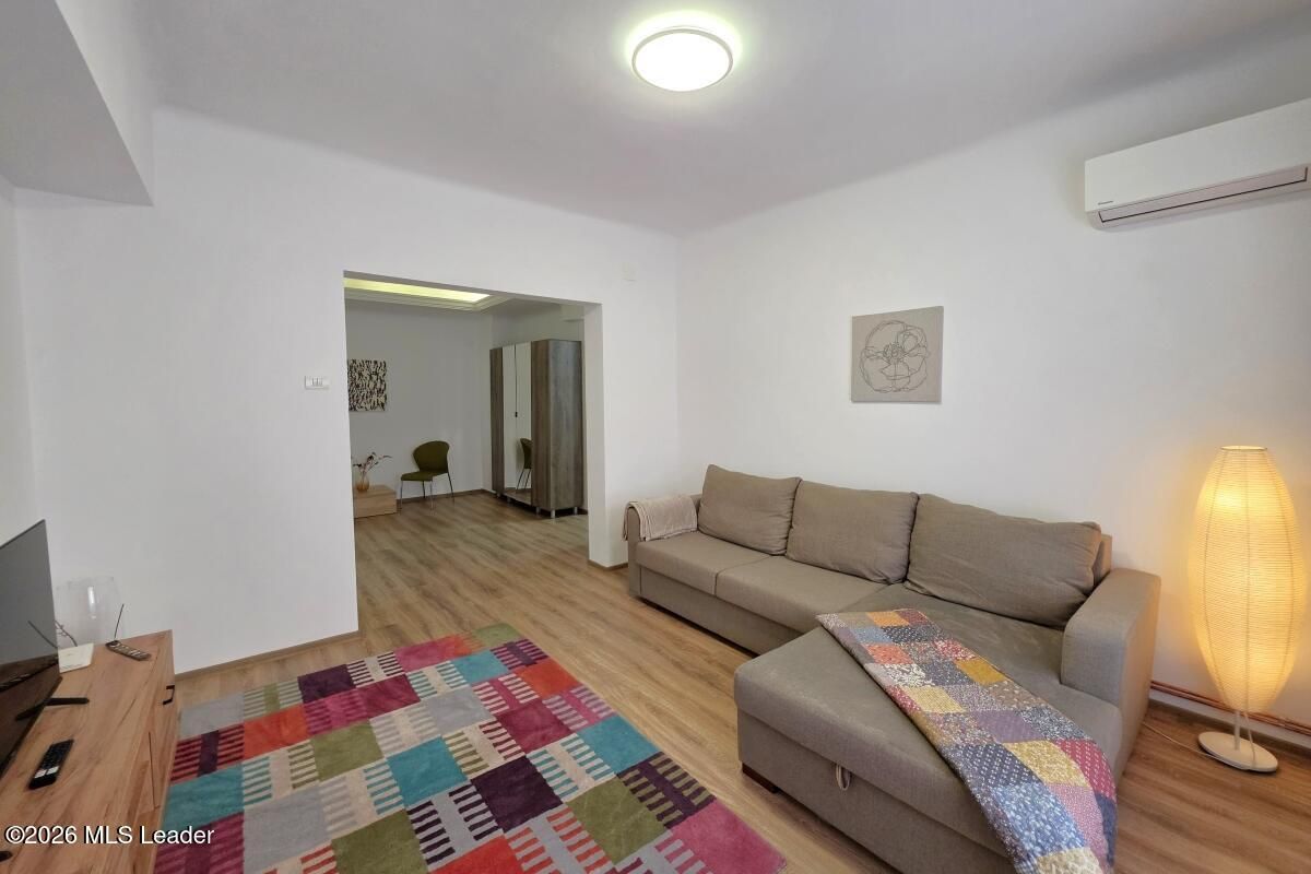 Piata Romana, 4 camere 138 MP total, Etaj 2/9, renovat - utilat, liber - Poză 28