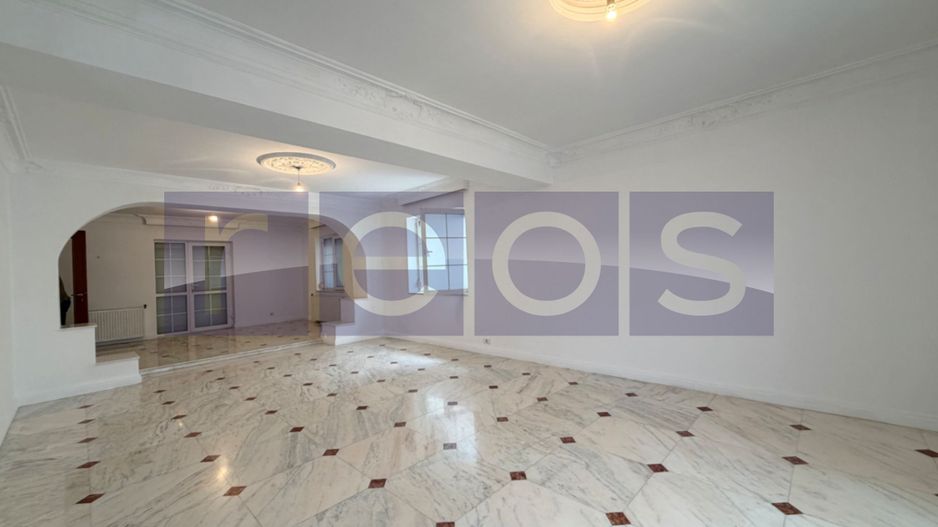 VANZARE VILA | 5 CAMERE | CURTE SUPERBA | ZONA FUNDENI - Poză 1