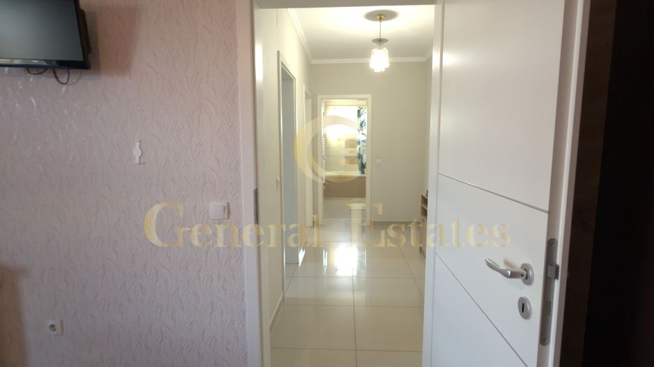 Vand apartament 2 camere - Poză 9