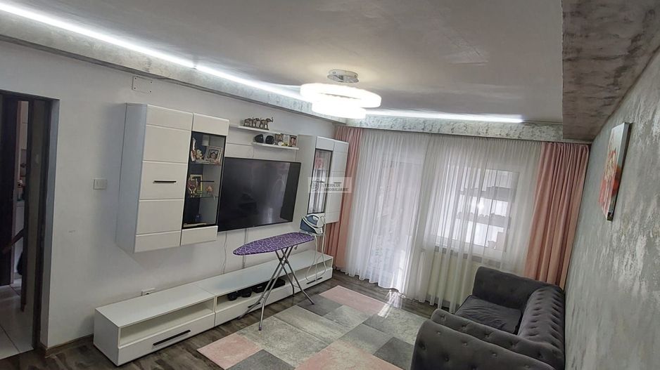 Apartament 3 camere/PARTER/IPJ /str. Lupeni/FOCSANI - Poză 1