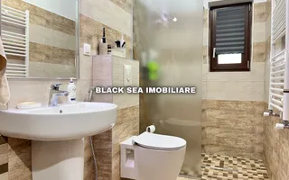 Vila de 7 Camere D+P+1+POD - Curte si garaj, EFORIE NORD Ocazie unica - Poză 12