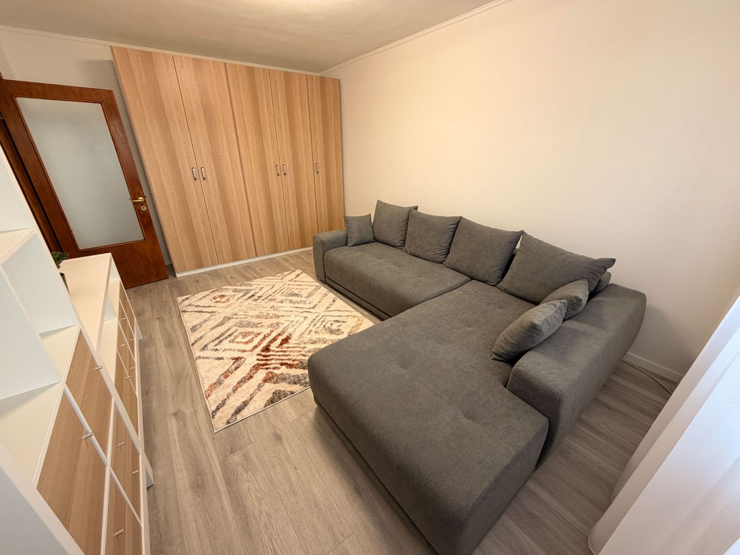 3 camere Casa Poporului 13 Septembrie Marriott Panduri Monitorul Oficial - Poză 1