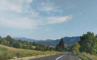 Teren intravilan de 200 ari la 1 km de lacul Colibița - Poză 2