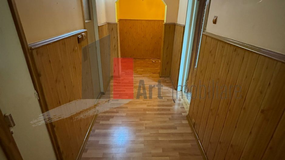 APARTAMENT 2 CAMERE MARGEANULUI - Poză 3