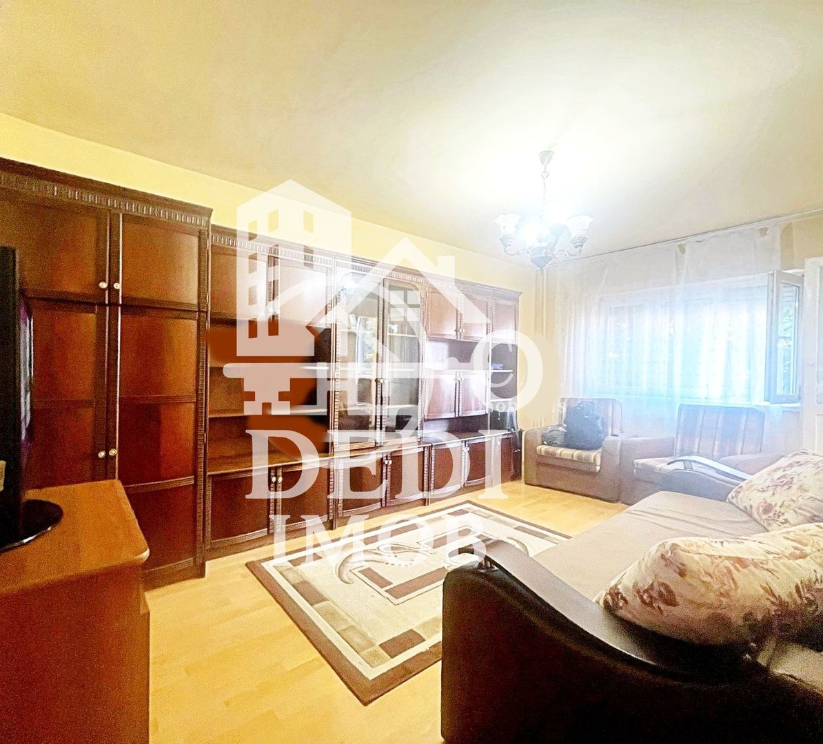 Apartament cu 3 camere de inchiriat Decebal, Oradea - Poză 1