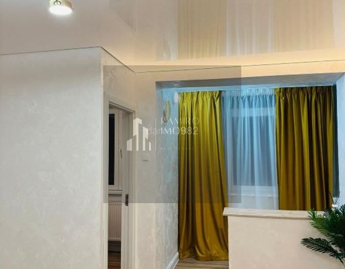 Proprietar , Garsoniera decomandata Cf 1 , Metrou Eroii Revolutiei - Poză 1