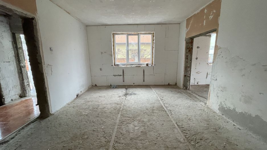 Casa de vanzare in zona Mehala - Poză 2