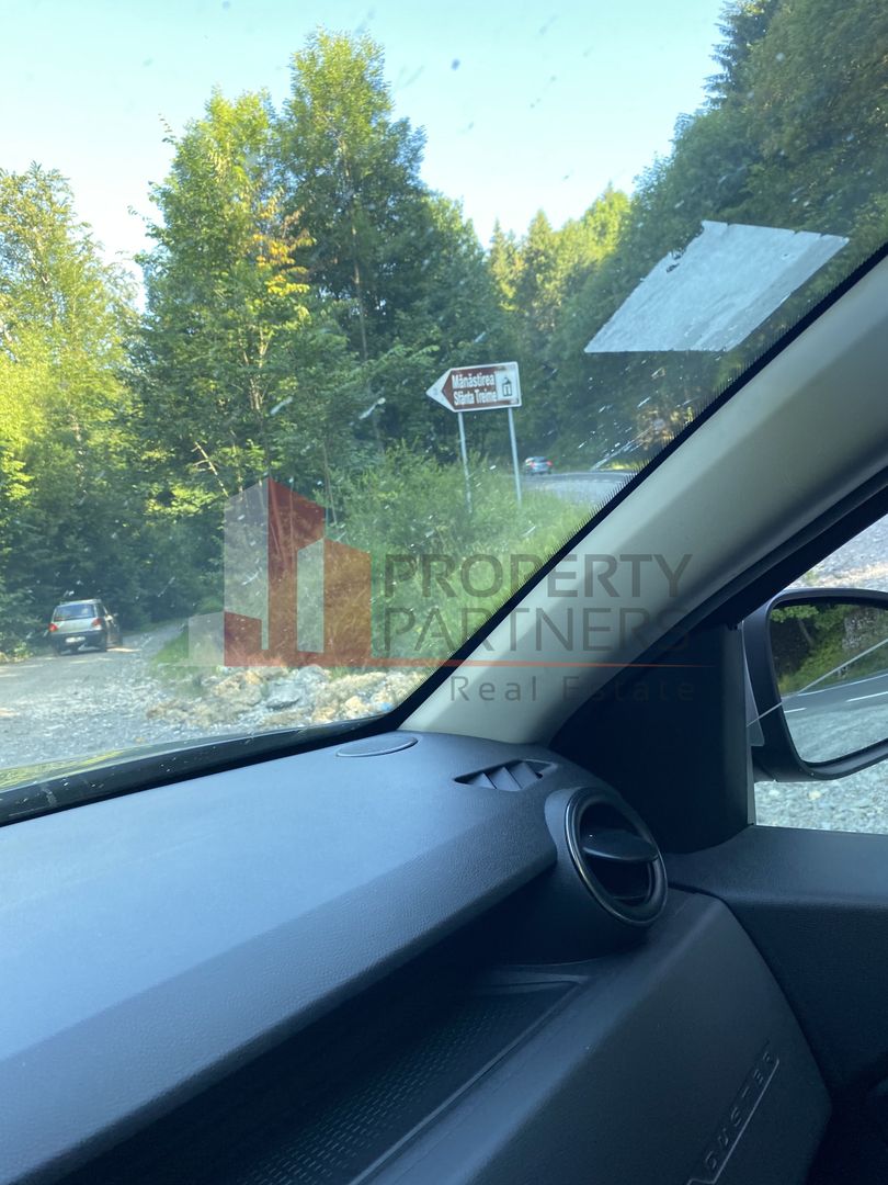 Teren 14400 mp la iesire din Rasnov inspre Pârâul Rece-Trei Brazi - Poză 3