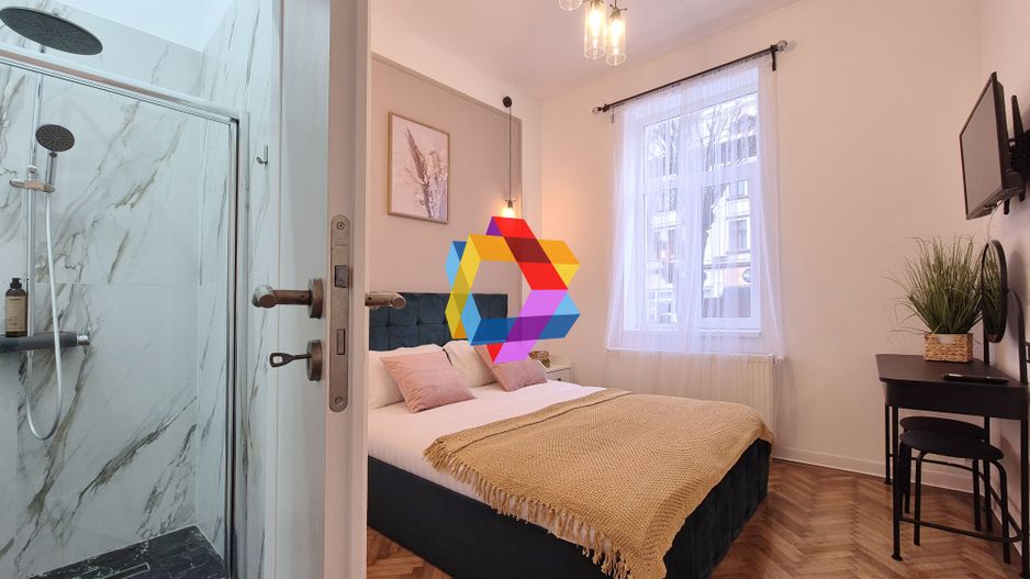 Casa de vânzare zona Centrală regim hotelier - 225 mp - Poză 9