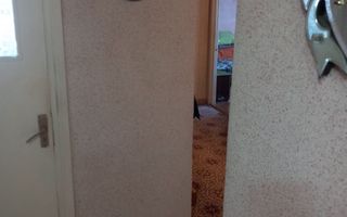 Vand apartament 3 camere, decomandat, in zona ultracentrala - Poză 13