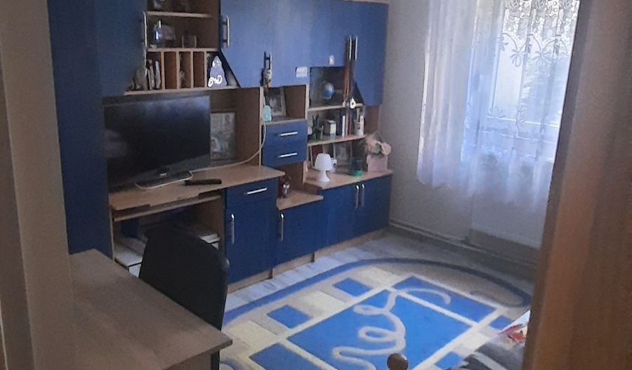Ag BRASADAS vinde apt 3 camere Carpati 1 PARTER. - Poză 4