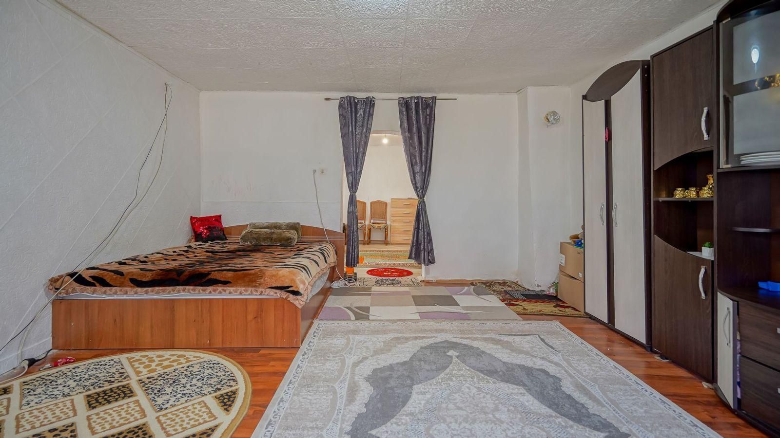 Casă bătrânească cu 3 camere la vânzare - Sânpetru - Poză 19