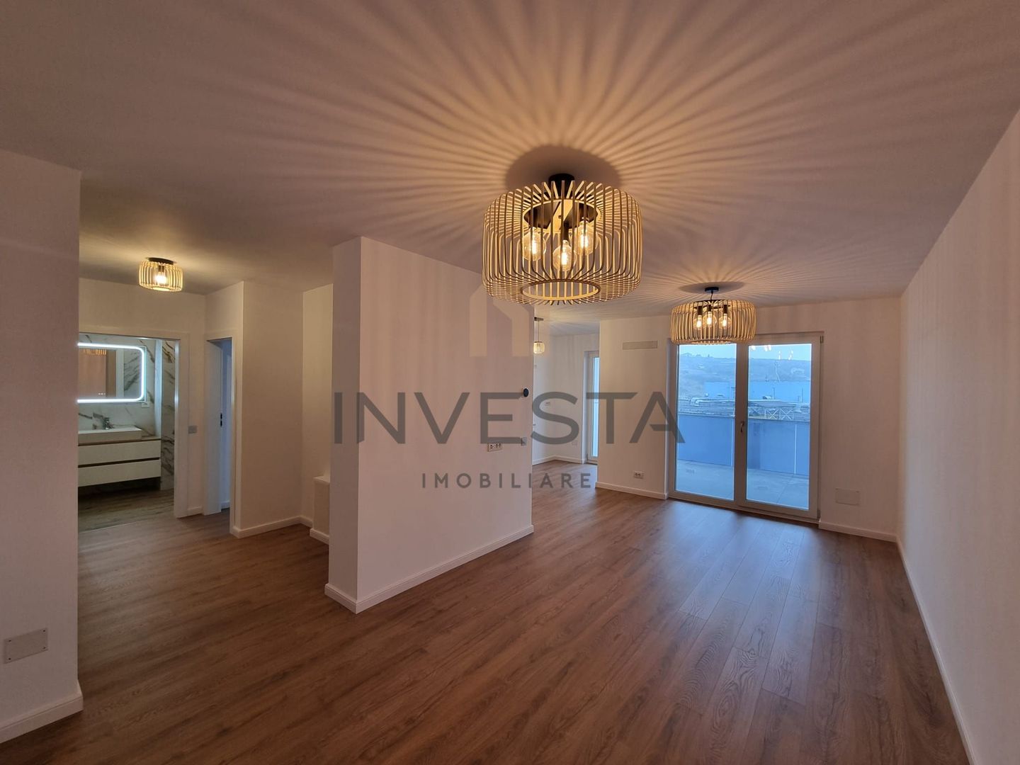 Confort, lumină și accesibilitate: apartament 2 camere cu terasă- Iris - Poză 1