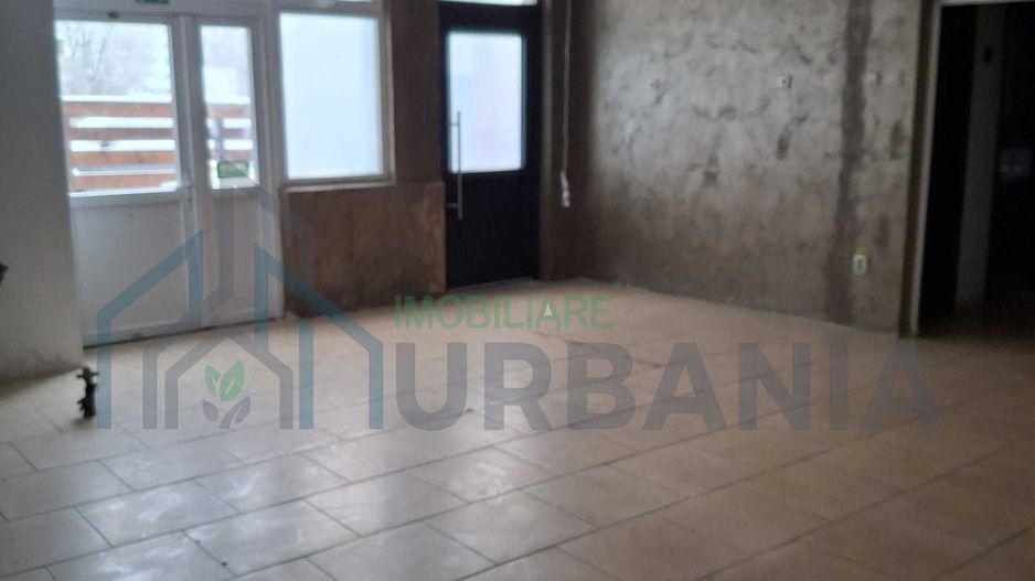 Inchiriez spatiu - Poză 1