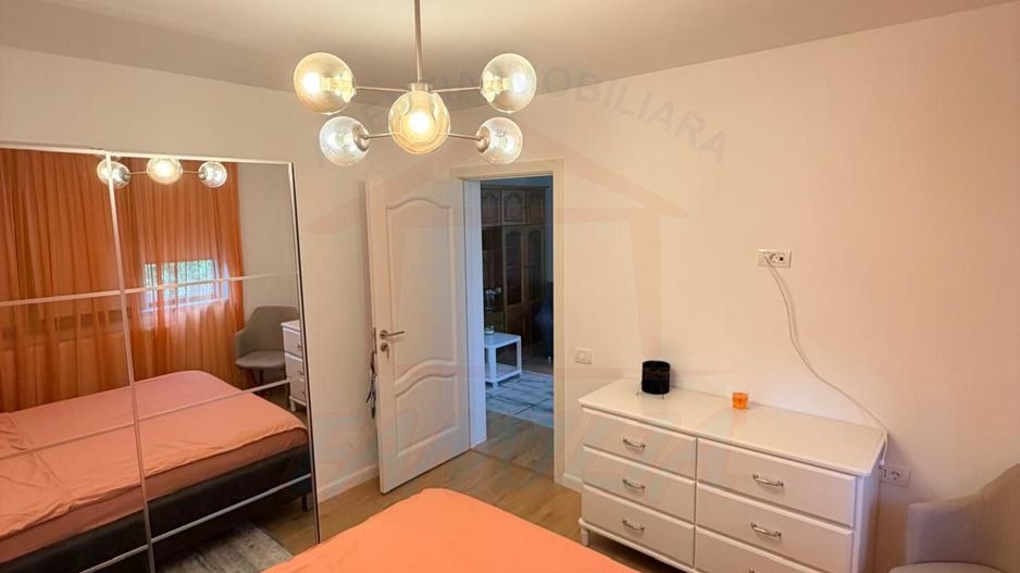 APARTAMENT CU 3 CAMERE DE ÎNCHIRIAT | ETAJ 3 | ȚIGLINA 1 - Poză 18