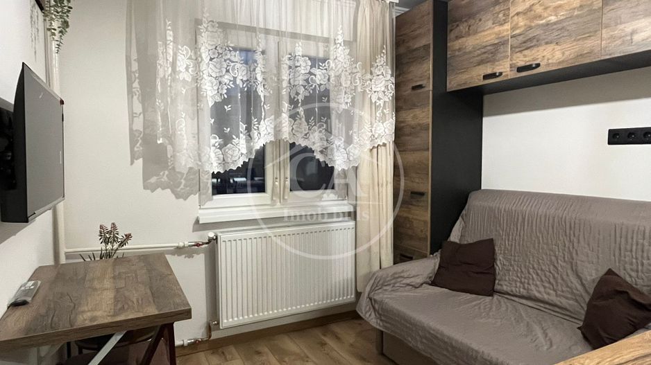 Garsoniera de vanzare in zona Rogerius, Oradea - Poză 2