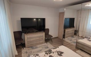 Închiriere 3 camere Bd. Unirii, 76 mp, mobilat, parcare - Poză 8