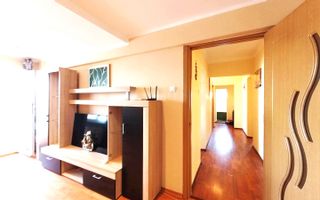 Apartament 4 camere | Zona Exercițiu, Strada Banat - Poză 2