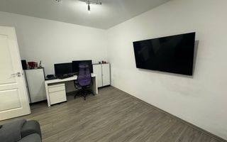 Apartament 3 Camere | Decomandat | Bloc Reabilitat | Garaj Disponibil - Poză 4