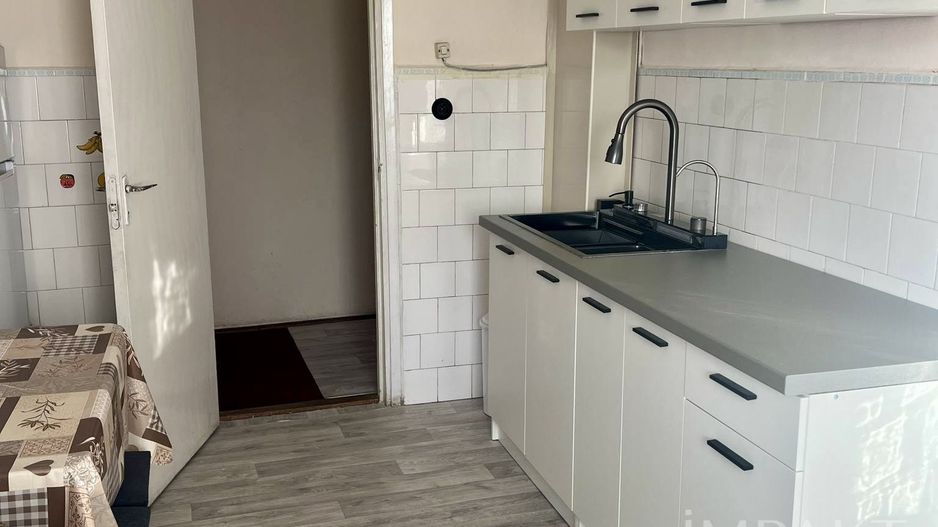 Apartament cu 4 carmere decomandat in Grigorescu - Poză 4