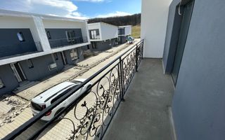 Casa noua de vanzare in Rasinari cu 4 camere, dressing si camara - Poză 13