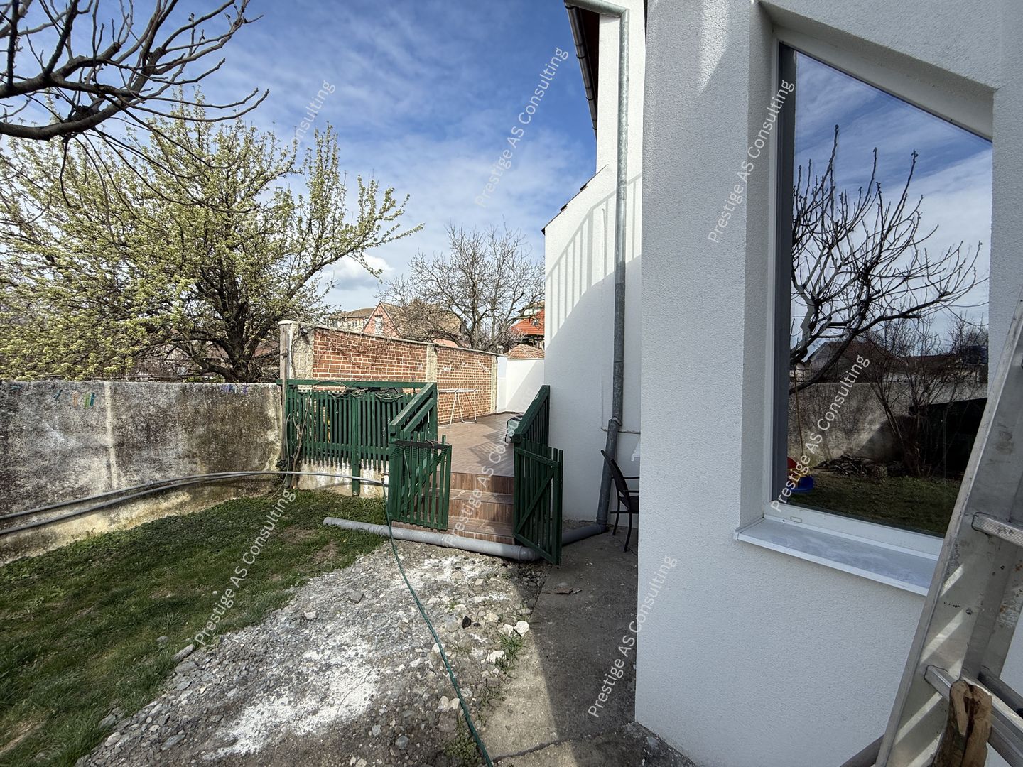 Vila individuala renovata complet | 6 camere | 500 mp teren | Str Jean Monnet - Poză 27