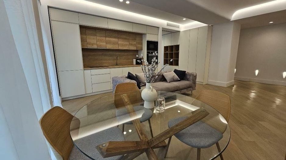 Cortina126, inchiriere apartament 3 camere + 2 locuri de parcare , 1700 EUR+TVA - Poză 12