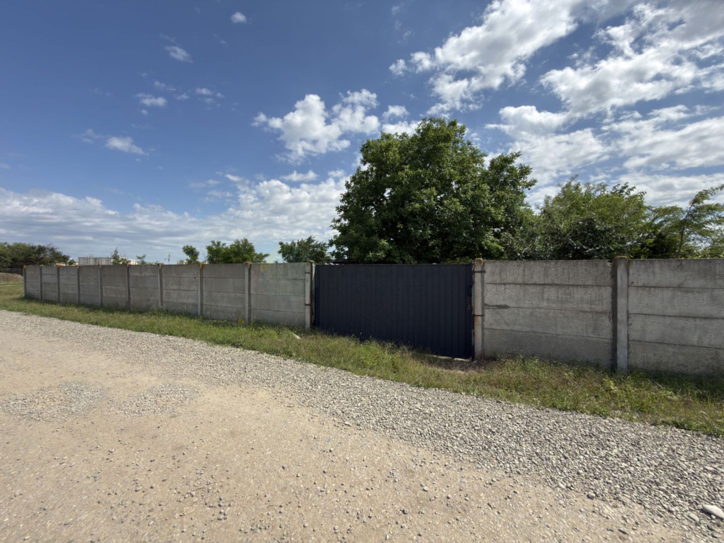 Teren intravilan 1.500 mp în Tunari – dublă deschidere, ideal pentru dezvoltare - Poză 3