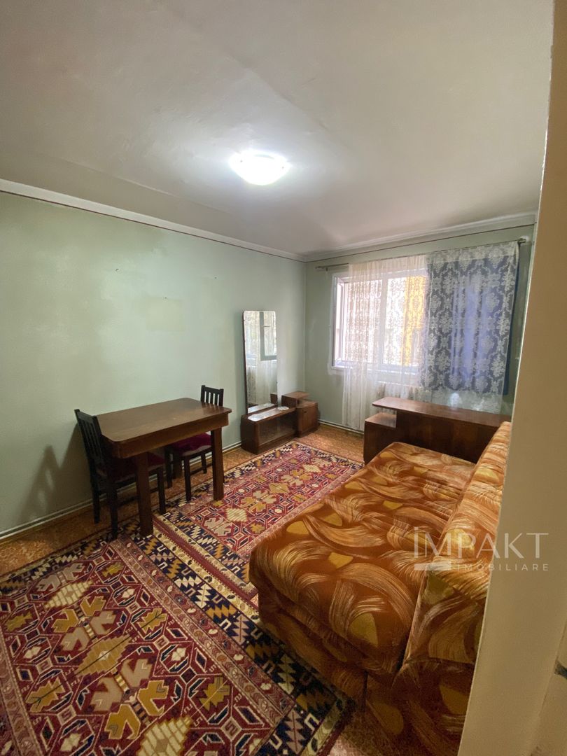 Apartament cu 3 camere, etaj intermediar, zona BIG! - Poză 1