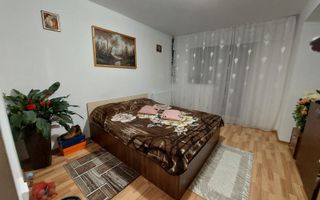Apartament cu 3 camere de vânzare în zona Luxor - Poză 8